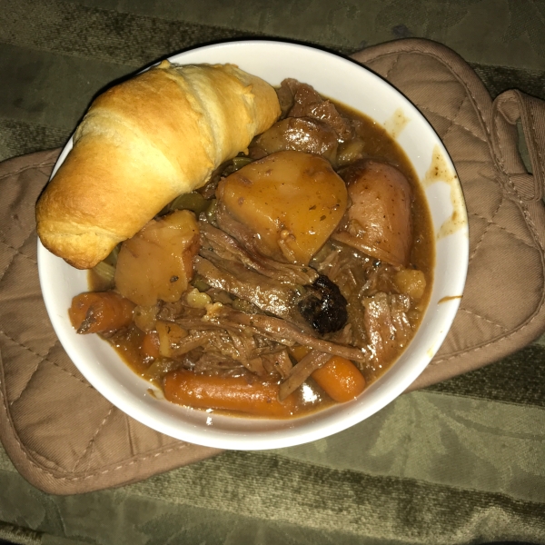 Slow Cooker Roast Beef in its own Gravy