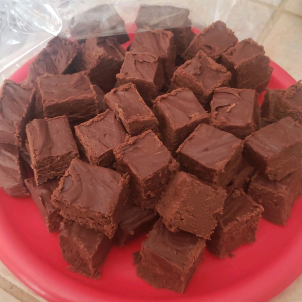 Aunt Teen's Creamy Chocolate Fudge