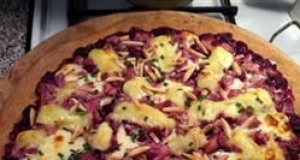 Chicken and Cranberry Pizza with Brie and Almonds