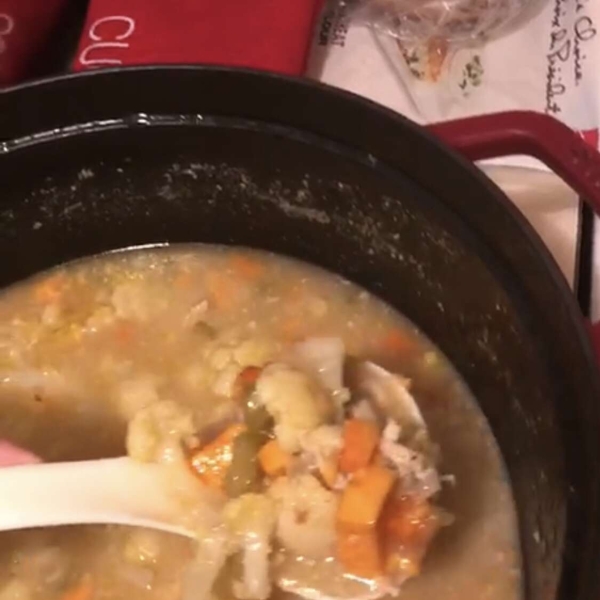 Nichole's Chicken Cauliflower Soup