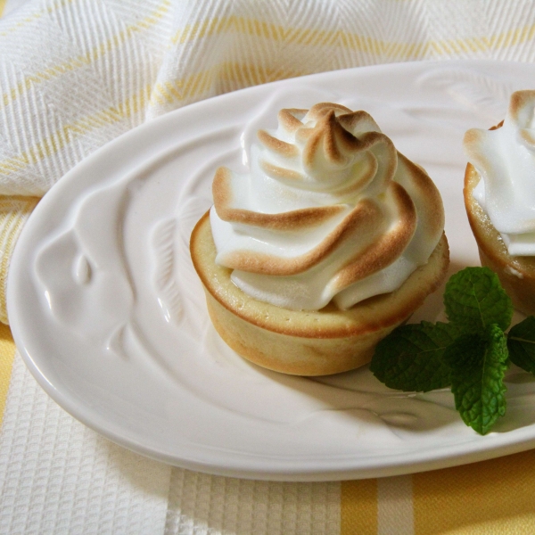 Lemon Meringue Cupcakes