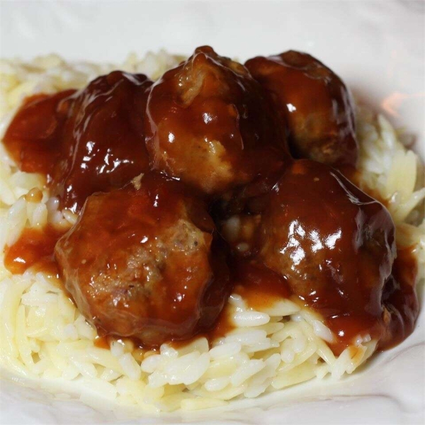 Connie's Sweet and Sour Christmas Meatballs