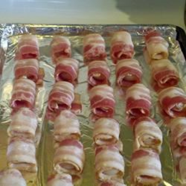 Bacon Water Chestnut Rolls