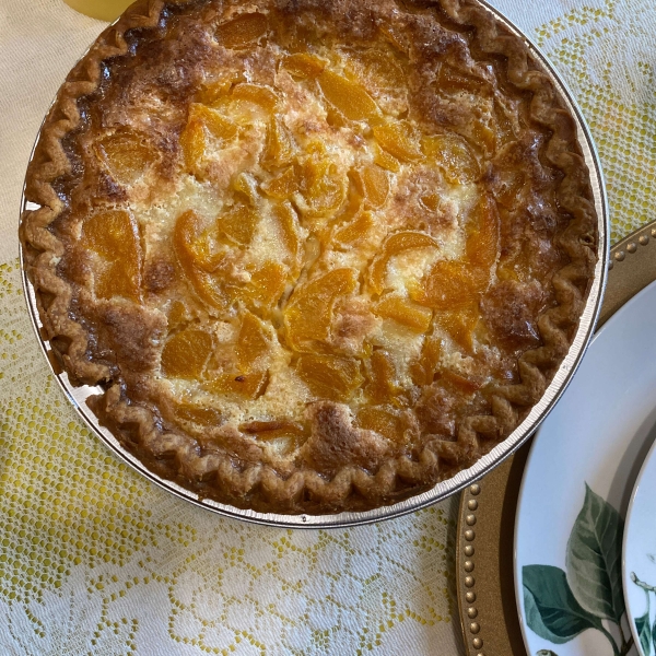 Peach Pie with Sour Cream