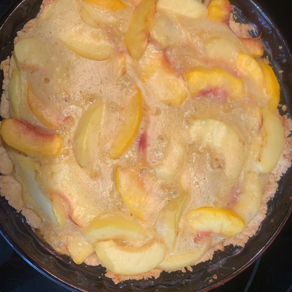 Peach Pie with Sour Cream