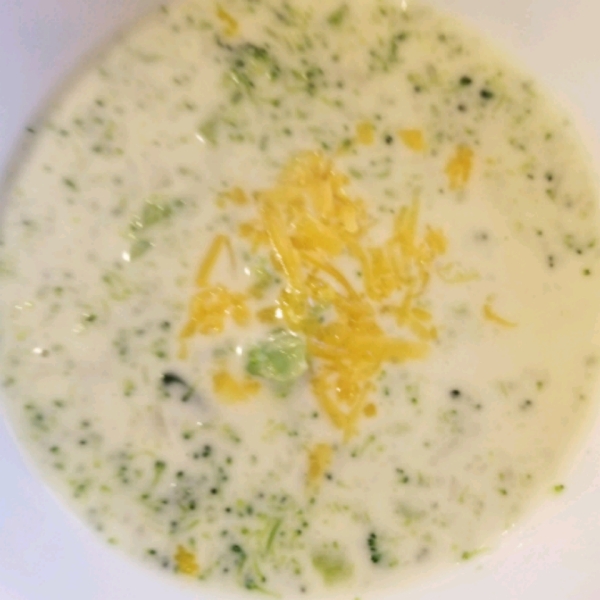 Erin's Cheesy Broccoli Soup