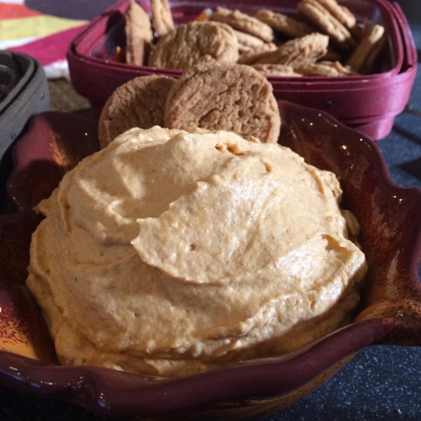 Fluffy Pumpkin Dip