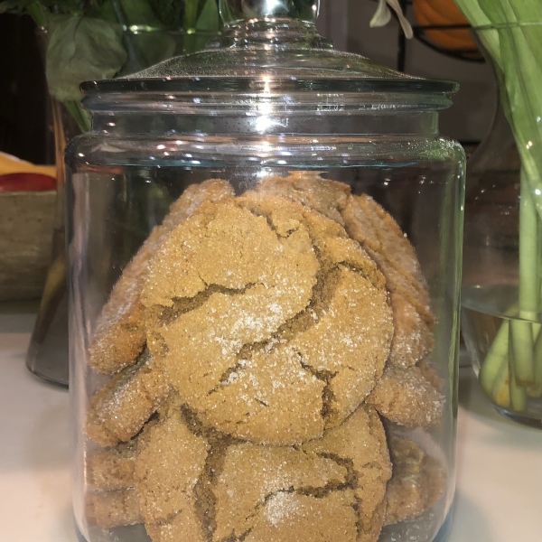 Crackle Top Molasses Cookies