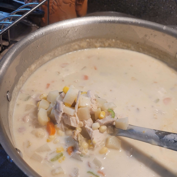 Easy Chicken and Corn Chowder