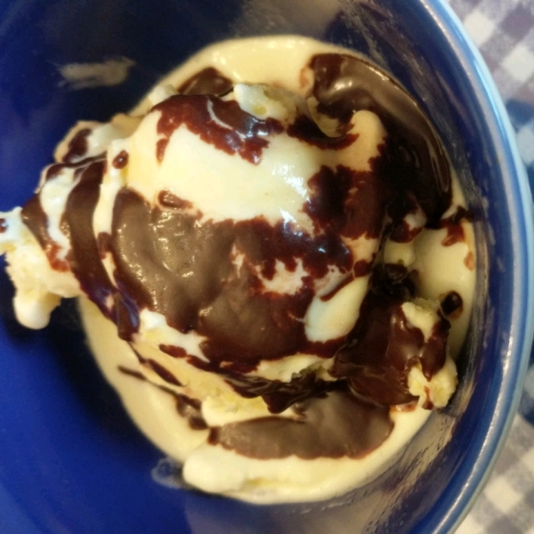 Marshmallow Hot Fudge Sauce