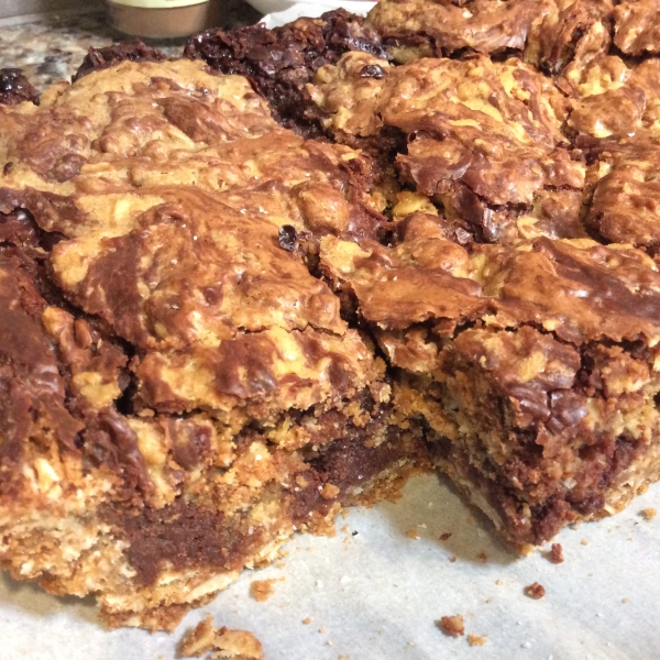 Oatmeal Fudge Bars