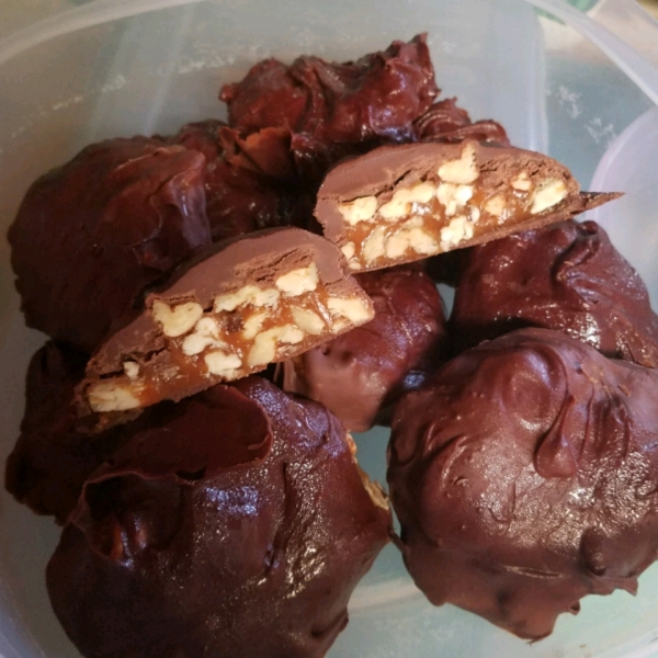 Pecan Carmel Clusters