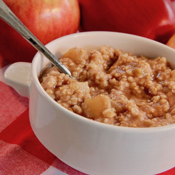 Instant Pot® Apple Pie Steel Cut Oats