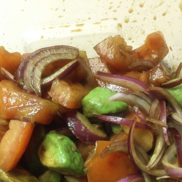 Avocado and Tomato Salad