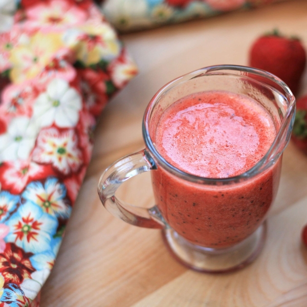 4-Ingredient Strawberry Vinaigrette