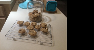 White Chocolate Chip Oatmeal Cookies