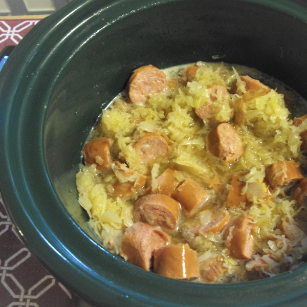 Slow Cooker Kielbasa and Beer