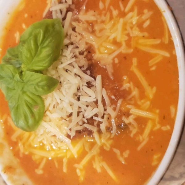 Garden-Fresh Tomato Soup