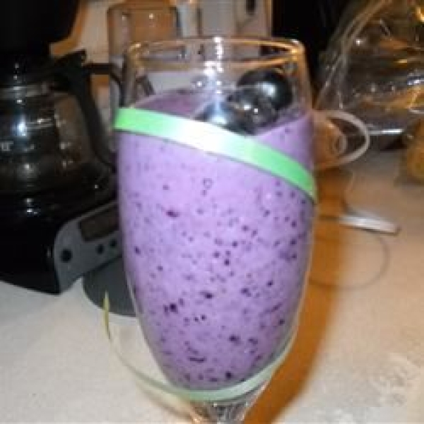 Delicious Blueberry Smoothie