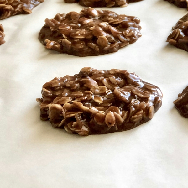 No-Bake Chocolate-Peanut Butter Drop Cookies