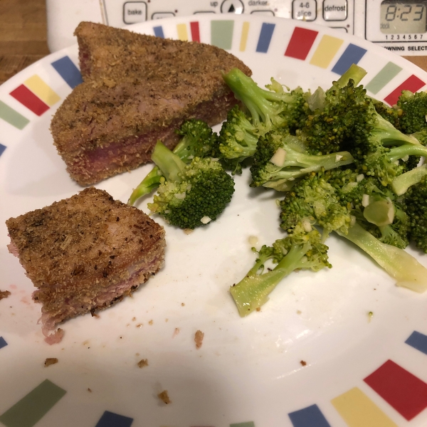 Super Easy Seared Ahi Tuna