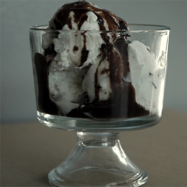 Best Hot Fudge Sauce