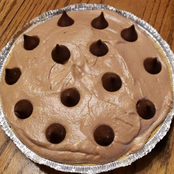 Creamy Chocolate Mousse Pie