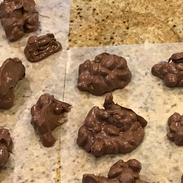 Slow Cooker Chocolate-Covered Nuts