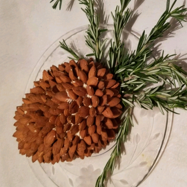Pine Cone Cheese Ball