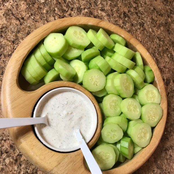 Molly's Mouthwatering Tzatziki Cucumber Sauce