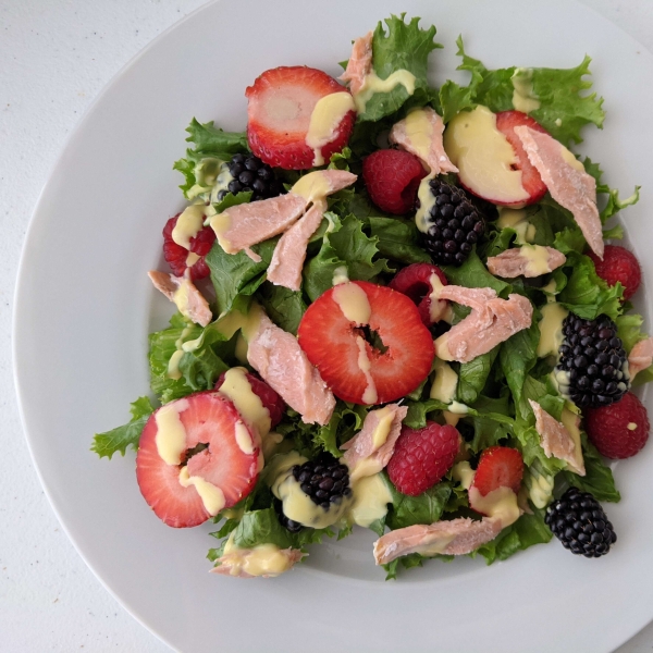 Summer Berry Salad with Salmon