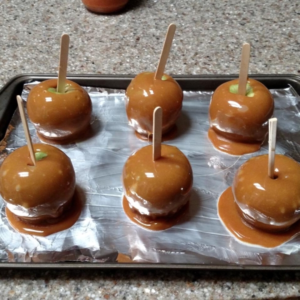 Plain Caramel Apples