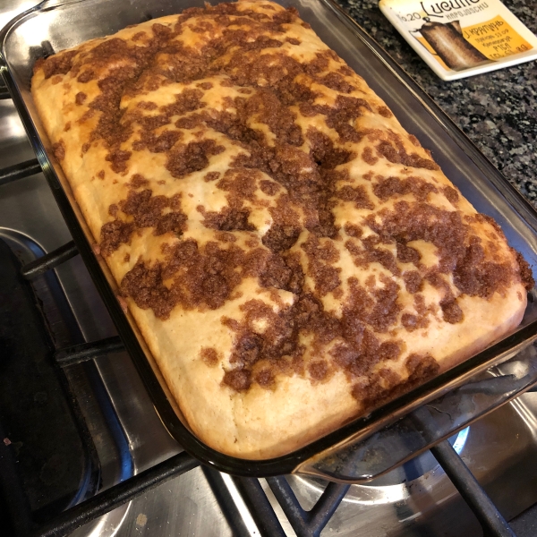 Cinnamon-Laced Coffee Cake