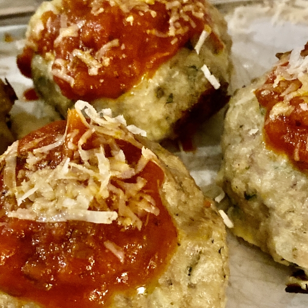 Yummy for the Tummy Turkey-Basil Meatballs