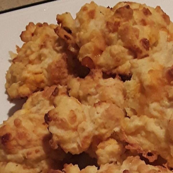 Red Lobster Cheddar Biscuits