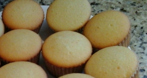 Alcohol-Free Pina Colada Cupcakes