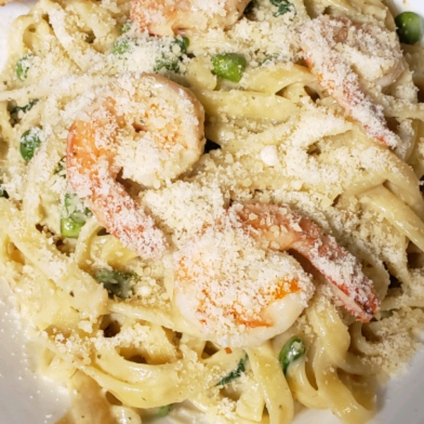 Shrimp Linguine with Tomatoes