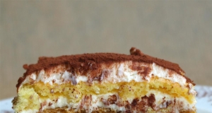 Tiramisu Cake