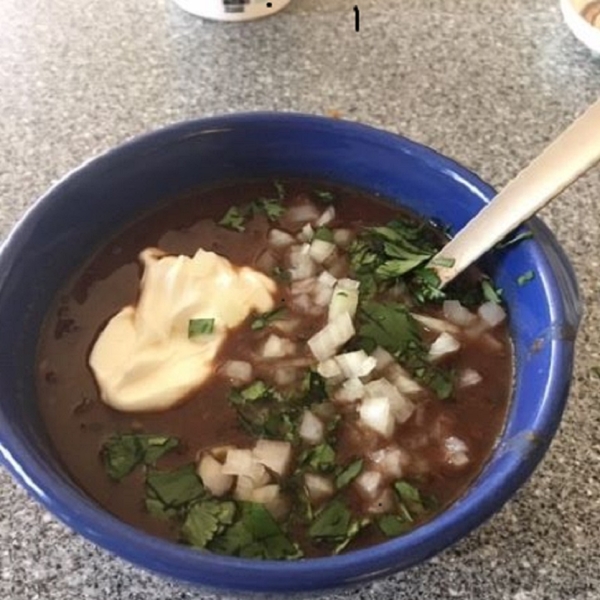 Spicy Slow Cooker Black Bean Soup