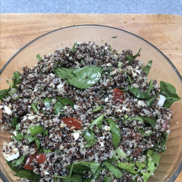 Spinach, Tomato, and Feta Quinoa Salad