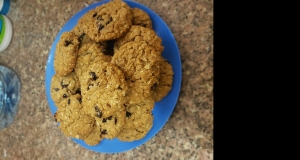 Thin and Crispy Oatmeal Raisin Cookies