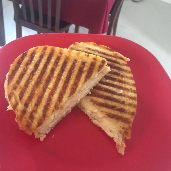 Grilled Brie and Pear Sandwich