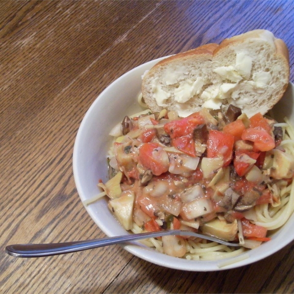 Tomato Alfredo Sauce with Artichokes