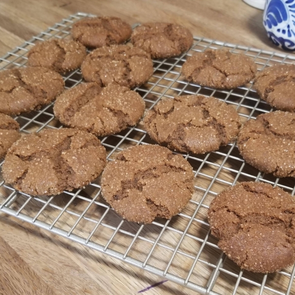 Molasses Crinkles