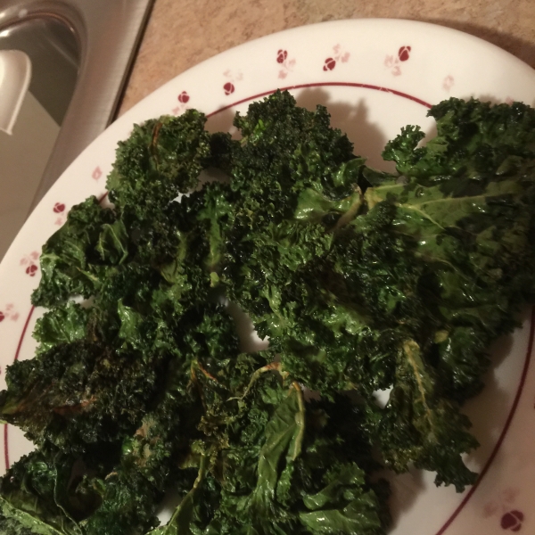 Kale Chips in the Microwave