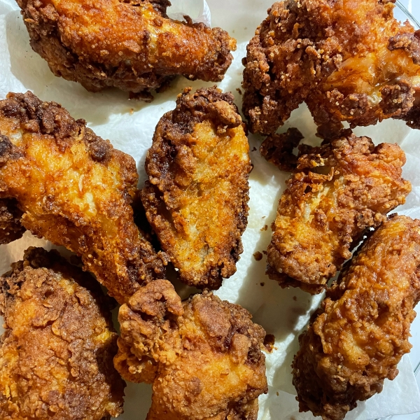 Crisp Fried Chicken Wings