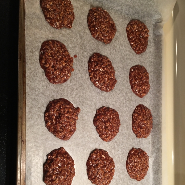 No Bake Choco-Peanut-Oatmeal Cookies