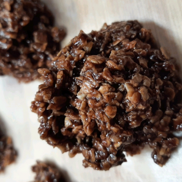 No Bake Choco-Peanut-Oatmeal Cookies