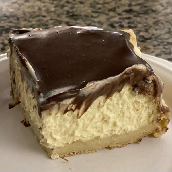 Eclair Cake with Chocolate Ganache