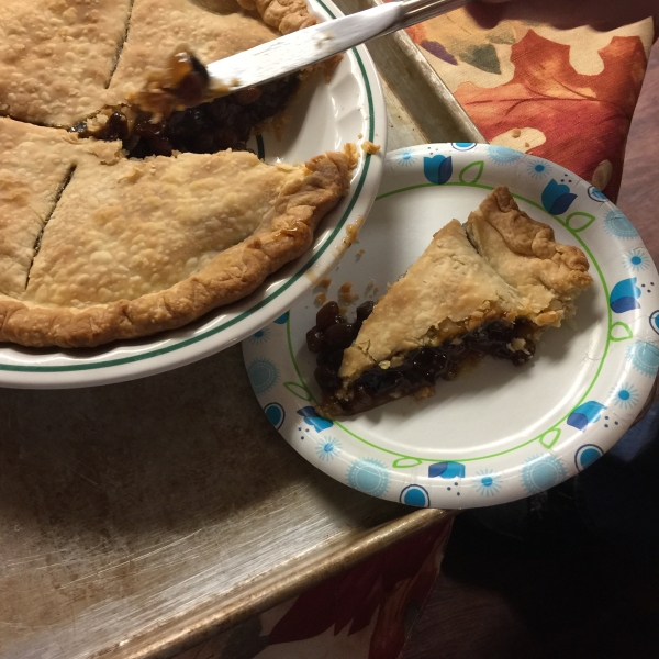 Old Fashioned Raisin Pie I